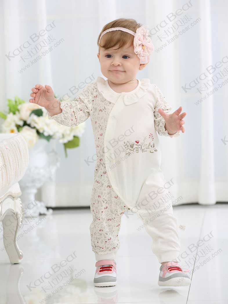 2018款馨风花语系列32支单面布长袖女婴儿连体哈衣2218G210069